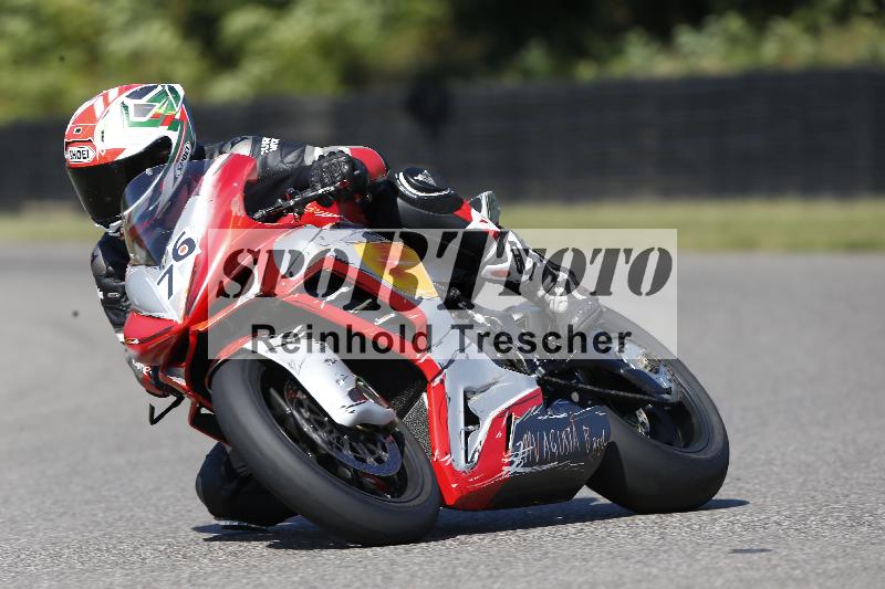 /Archiv-2025/49 26.08.2025 Cornu Master School ADR/rot-rouge/76